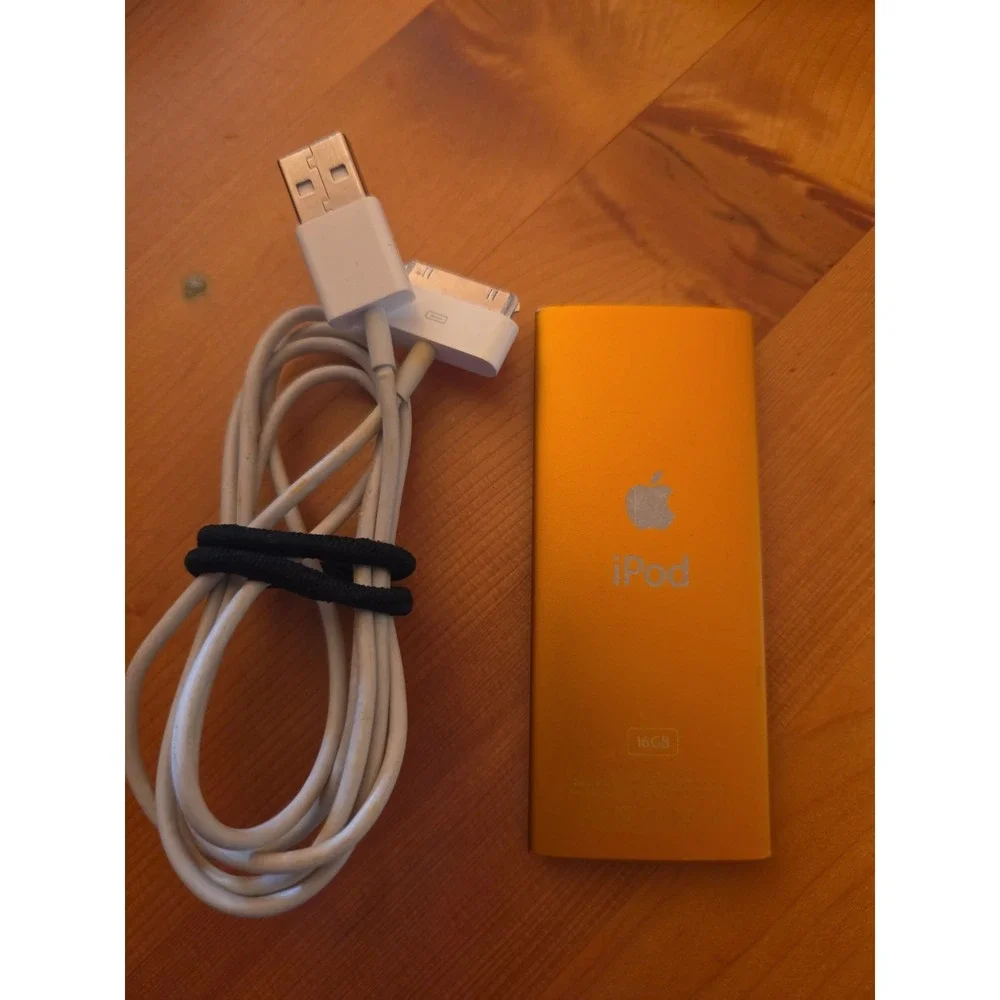 Apple iPod Nano 4th Gen A1285 16GB Black Version 1.0.4